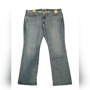 Levi’s Classic BootCut Jeans Plus 24